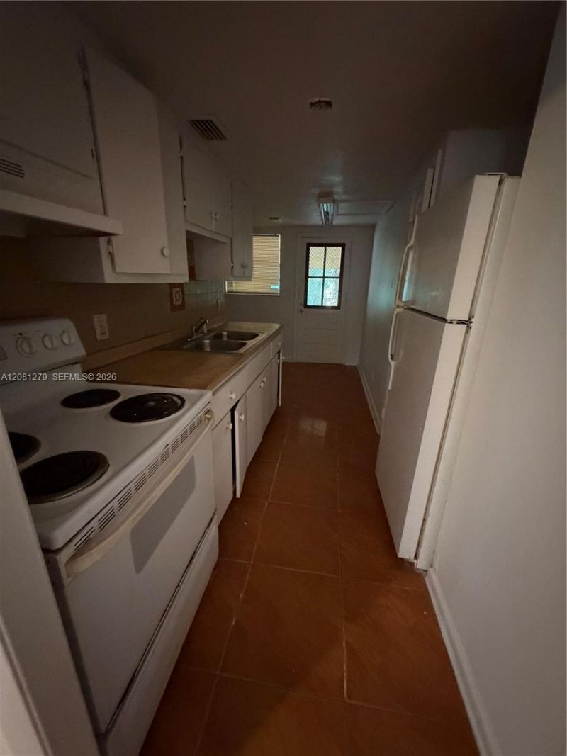 9614 NW 5th Ave , Unit 505w, Miami, FL 33150 Photo