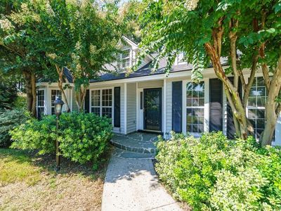 734 Woodland Pointe Place, Mount Pleasant, SC 29464