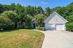 734 Woodland Pointe Place photo 4