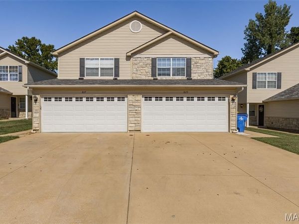 827 Woodside Creek Drive , Festus, MO 63028