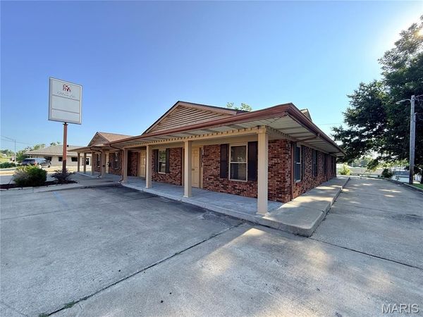 519 N Main Street , Perryville, MO 63775