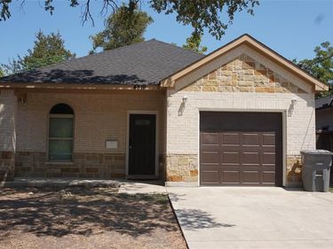 4819 Baldwin Street, Dallas, TX 75210