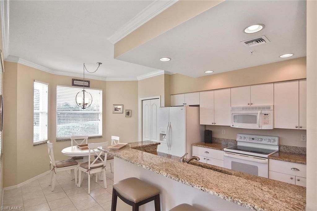 8680 Cedar Hammock Cir , Unit 122, Naples, FL 34112 Photo