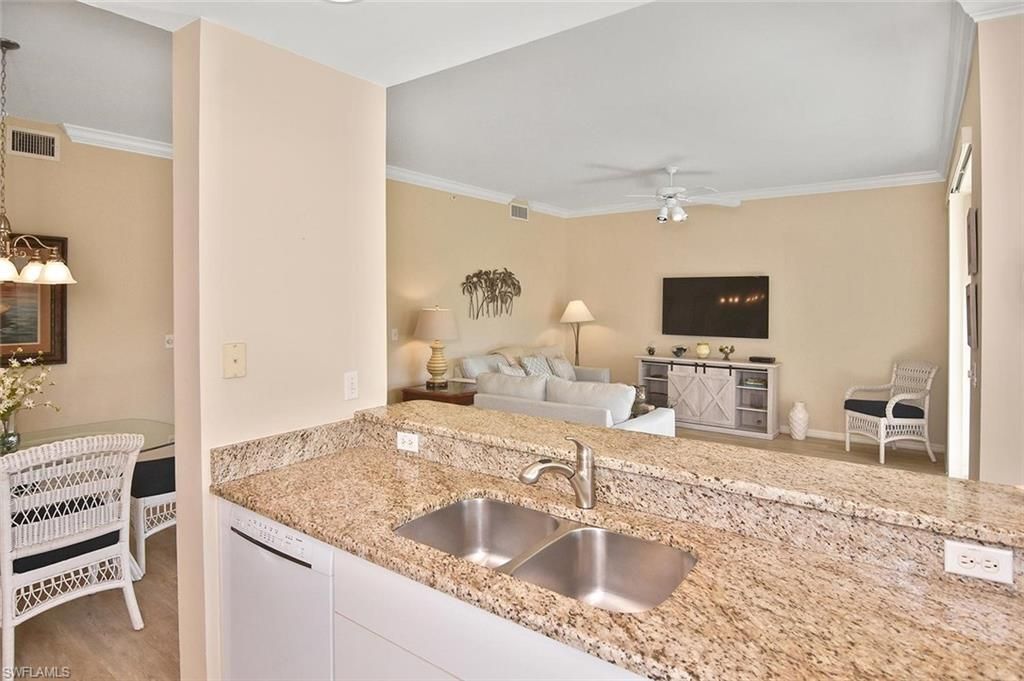 8680 Cedar Hammock Cir , Unit 122, Naples, FL 34112 Photo
