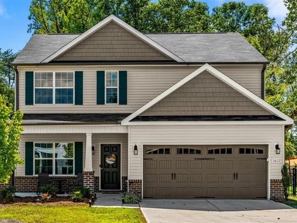 1637 Appaloosa Place , High Point, NC 27262