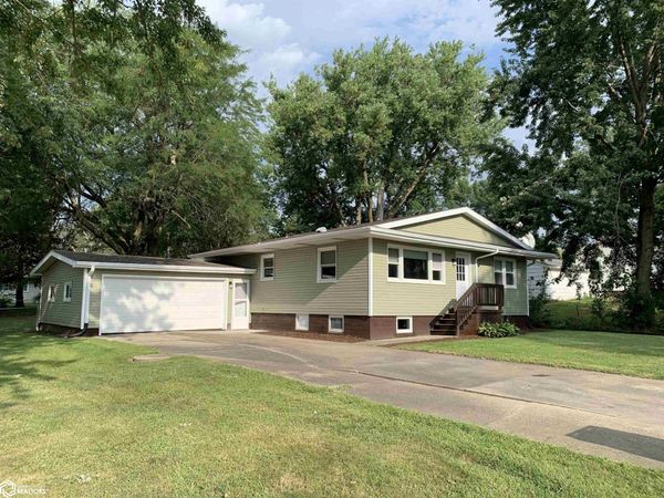 402 S Stone Street, Creston, IA 50801