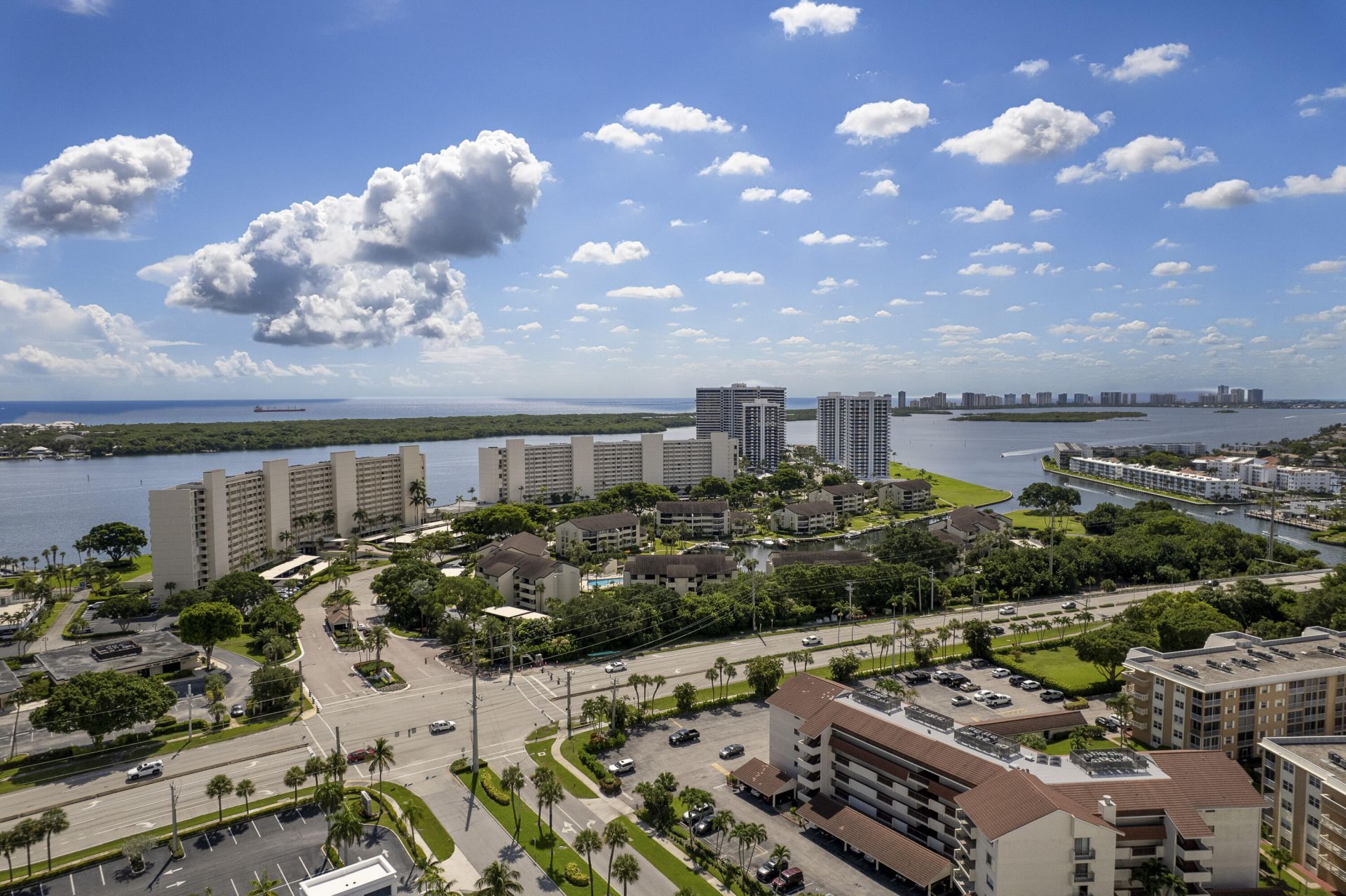 336 Golfview Road, Unit 708, North Palm Beach, FL 33408 Photo