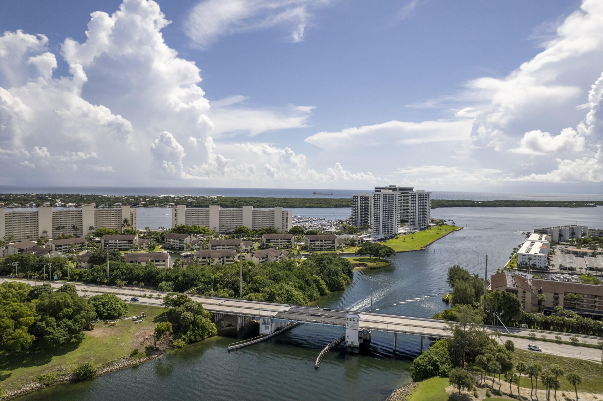 336 Golfview Road, Unit 708, North Palm Beach, FL 33408 Photo