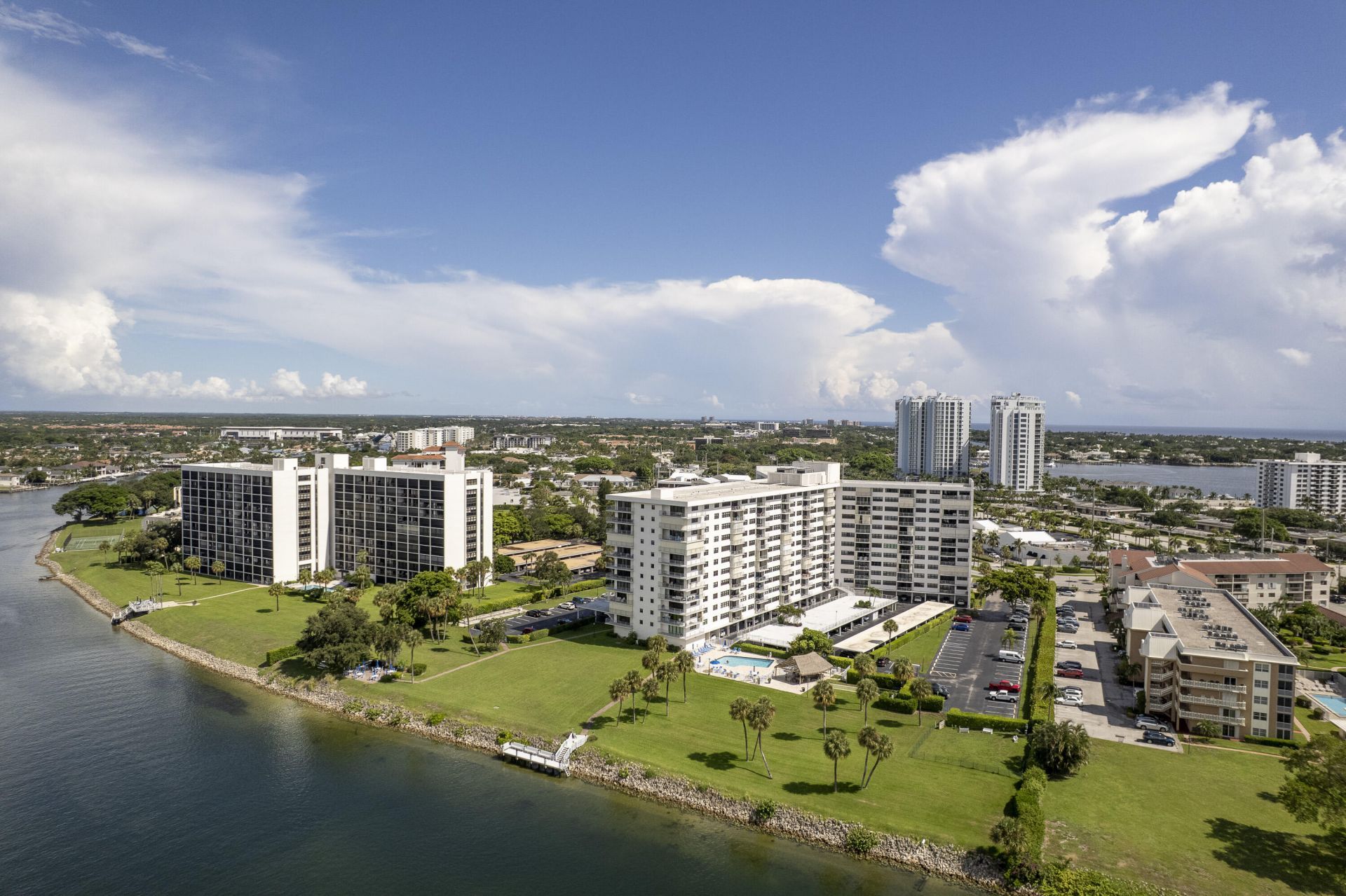 336 Golfview Road, Unit 708, North Palm Beach, FL 33408 Photo