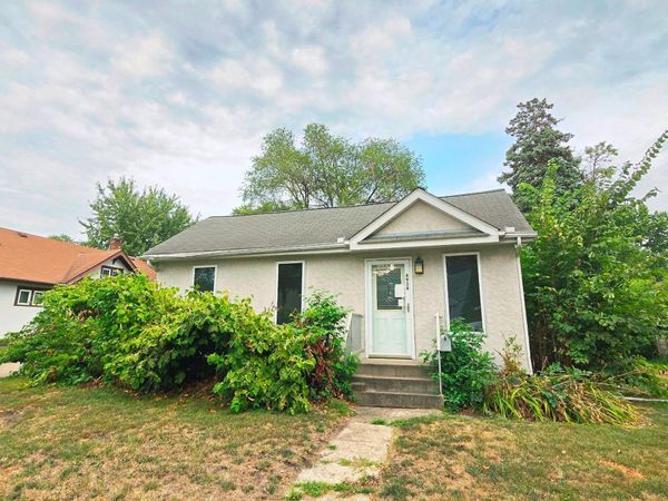 4934 Newton Avenue N, Minneapolis, MN 55430