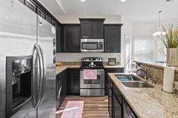 172 Springhaven Drive photo 4