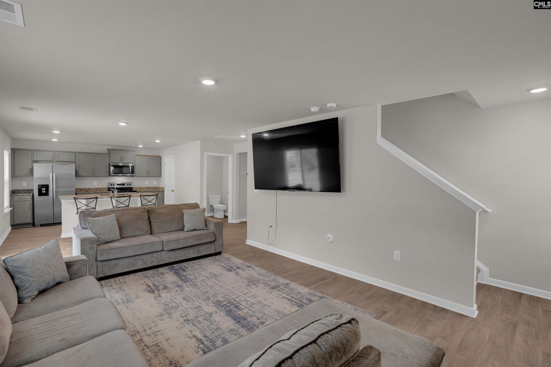 246 Carrington Drive Photo 12
