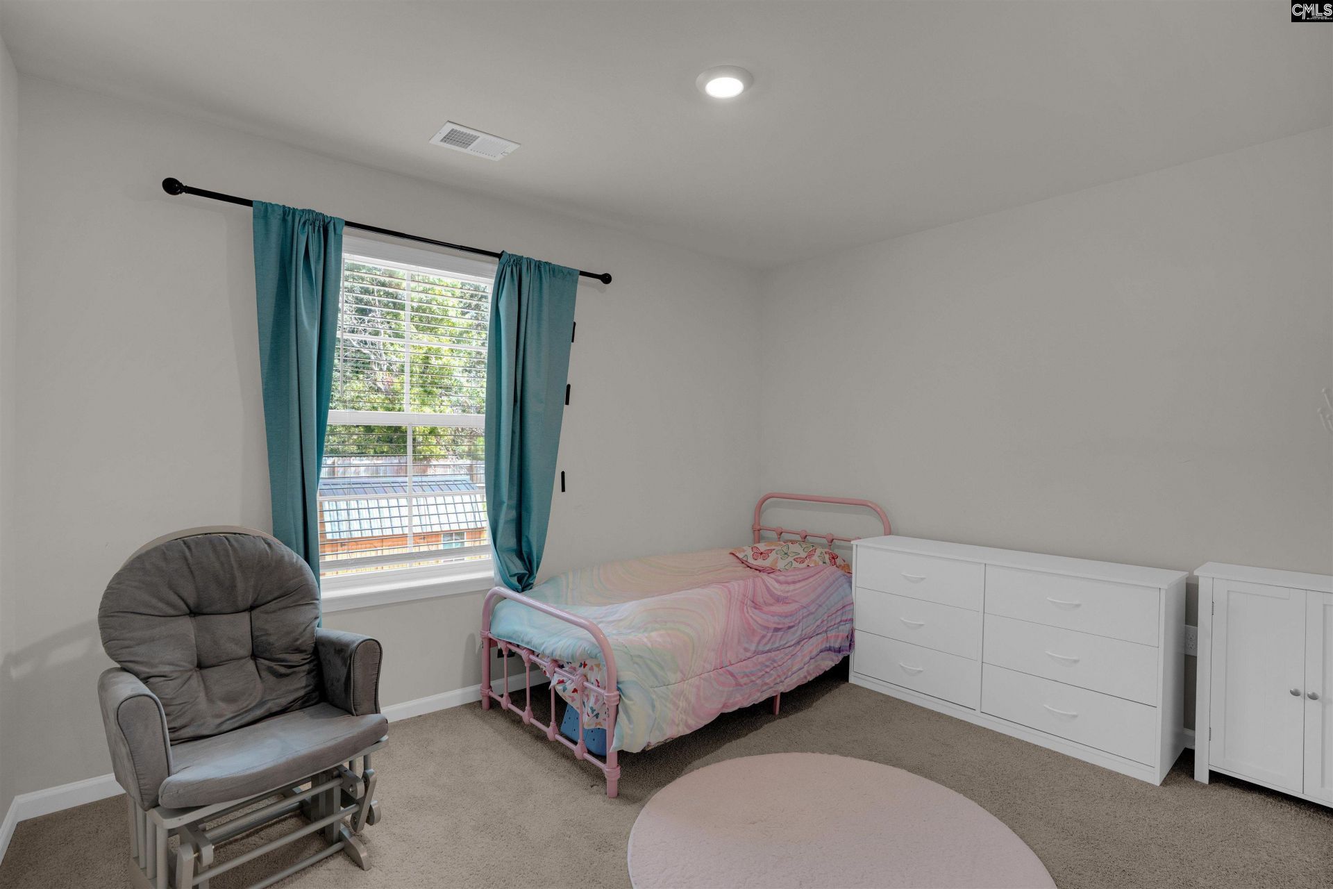 246 Carrington Drive Photo 18