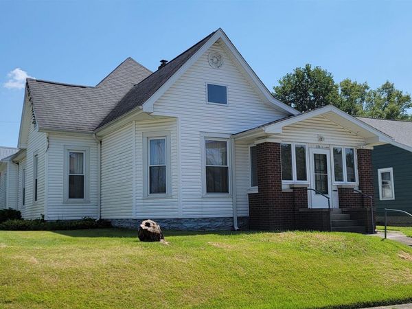 216 NE 9Th Street, Washington, IN 47501