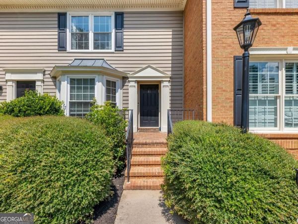 81 Mount Vernon Circle, Sandy Springs, GA 30338
