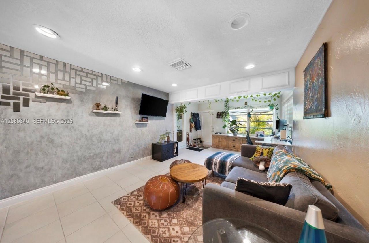 2326 Harding St, Hollywood, FL 33020 Photo