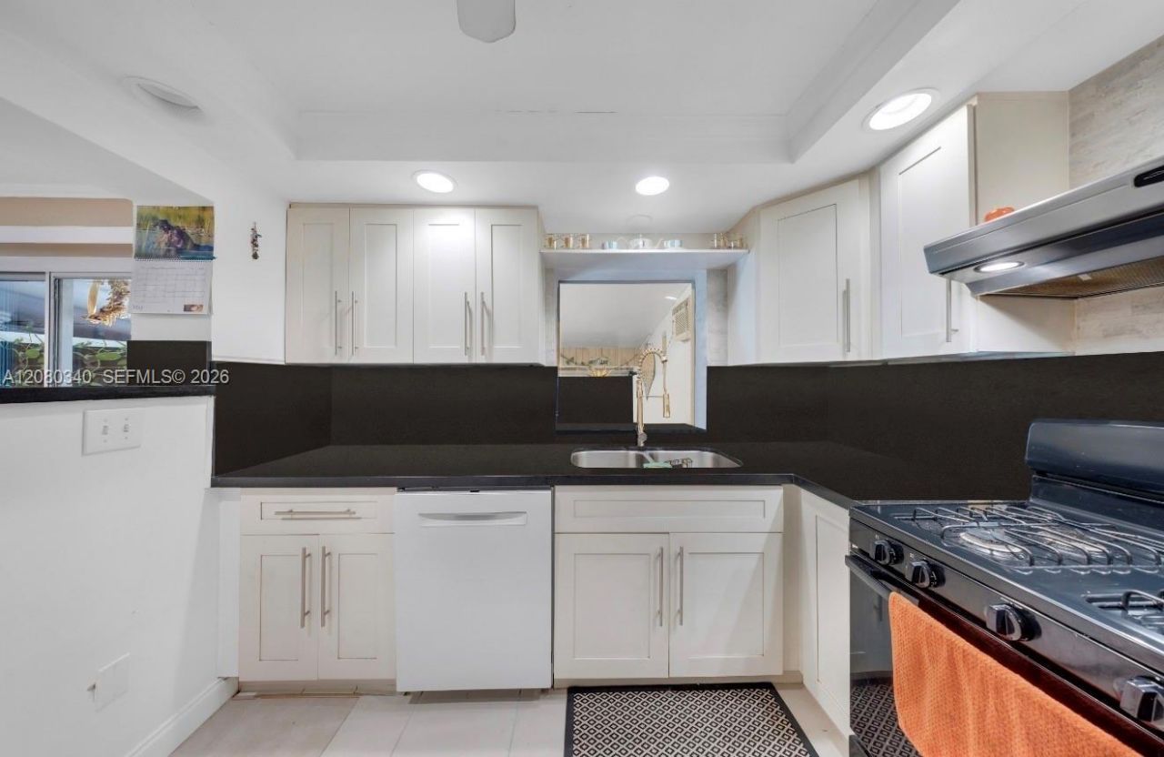 2326 Harding St, Hollywood, FL 33020 Photo