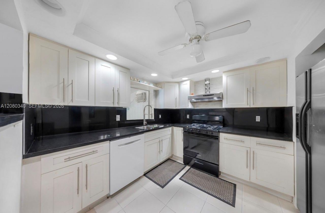2326 Harding St, Hollywood, FL 33020 Photo