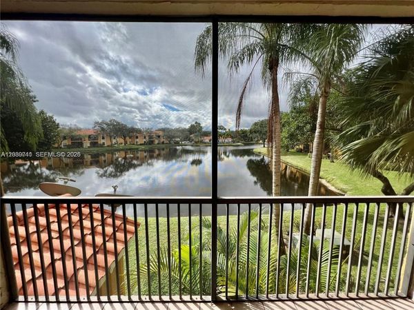 3858 Coral Tree Cir , Unit 206, Coconut Creek, FL 33073