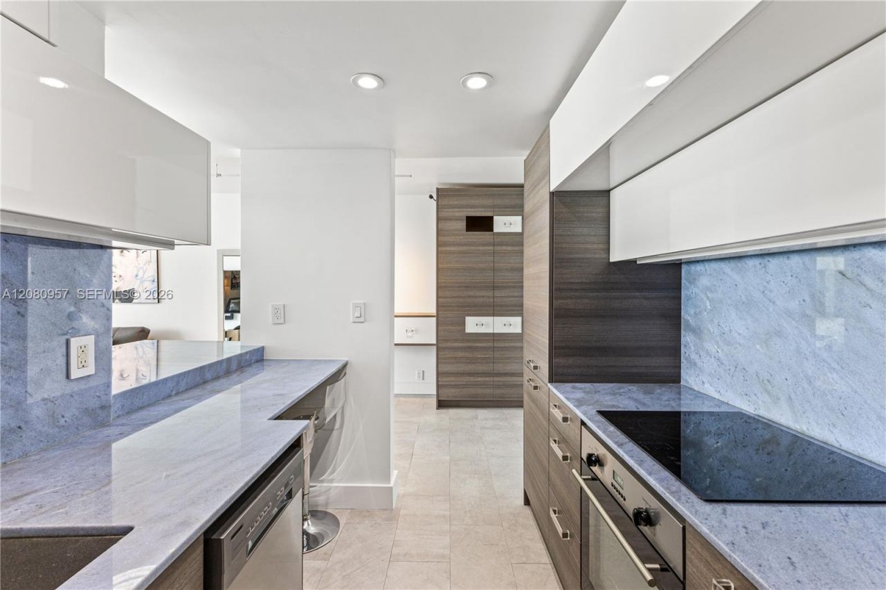 1000 West Ave , Unit 1518, Miami Beach, FL 33139 Photo