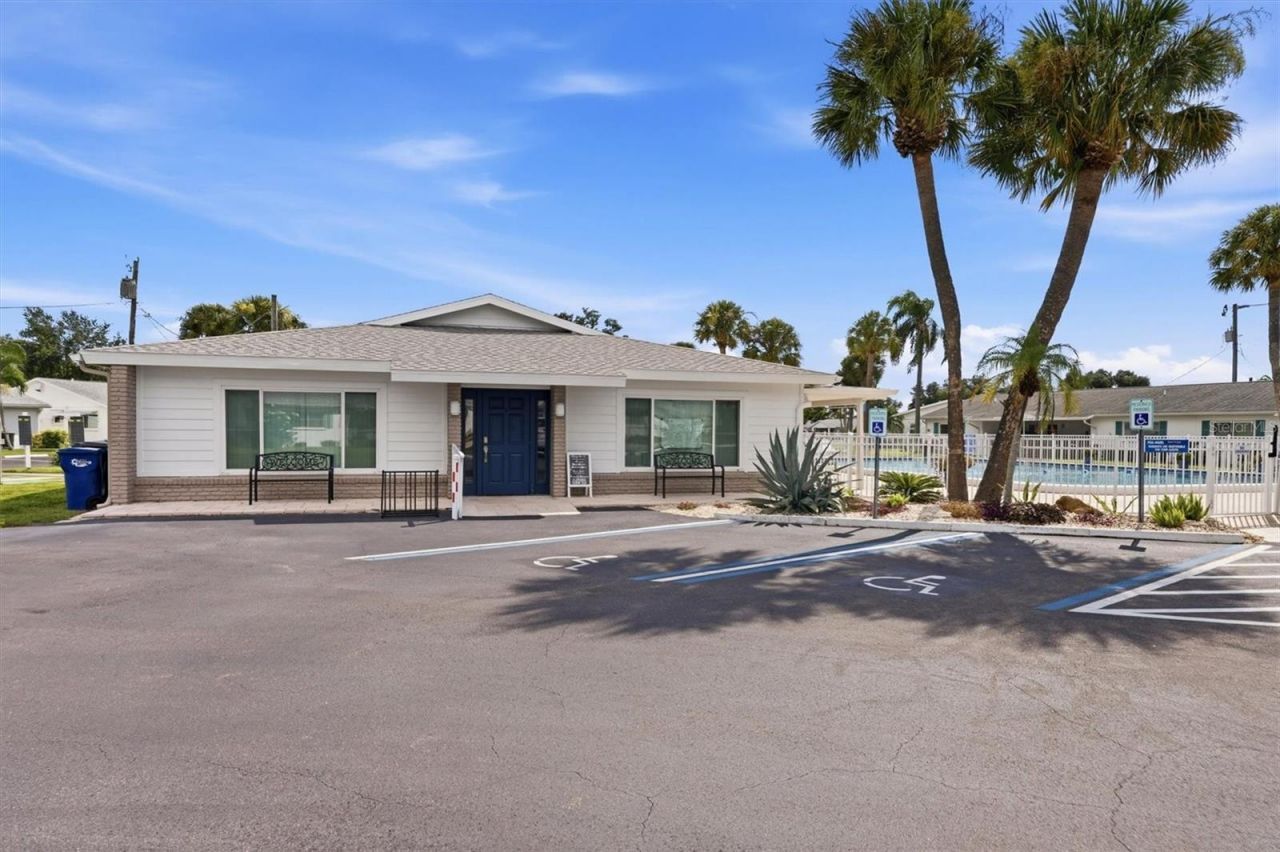 6039 Coral Way, Bradenton, FL 34207 Photo