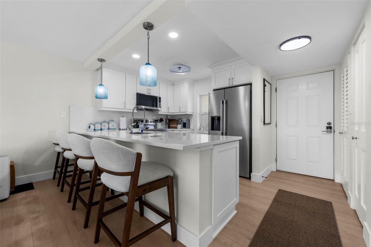 4540 Gulf Of Mexico Drive , Unit 204, Longboat Key, FL 34228 Photo