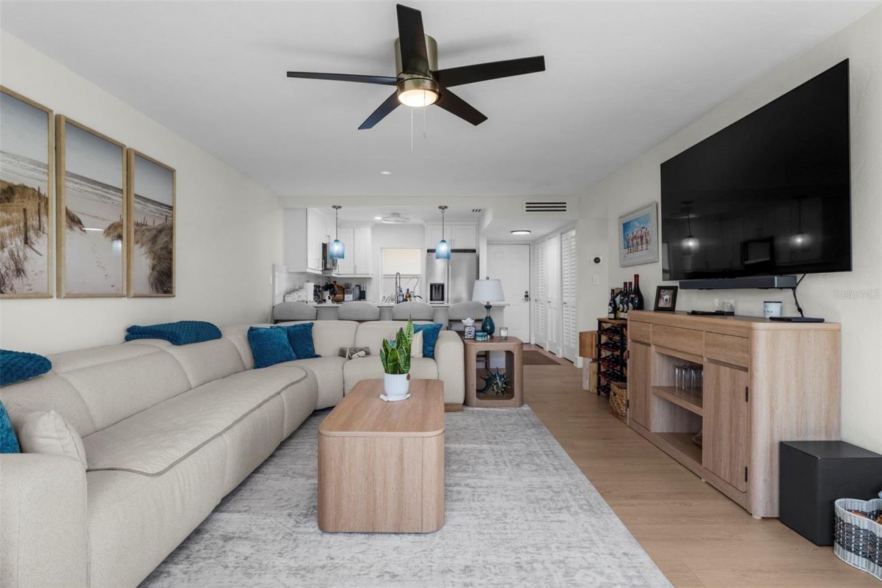 4540 Gulf Of Mexico Drive , Unit 204, Longboat Key, FL 34228 Photo