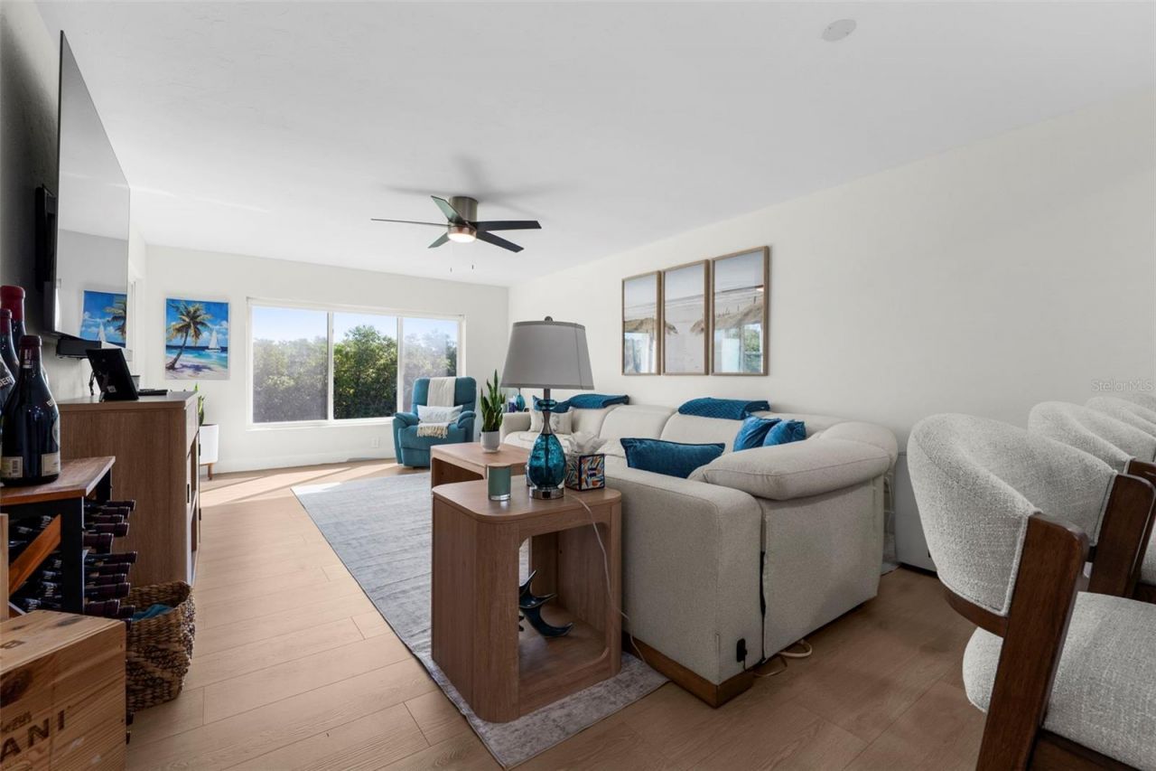 4540 Gulf Of Mexico Drive , Unit 204, Longboat Key, FL 34228 Photo