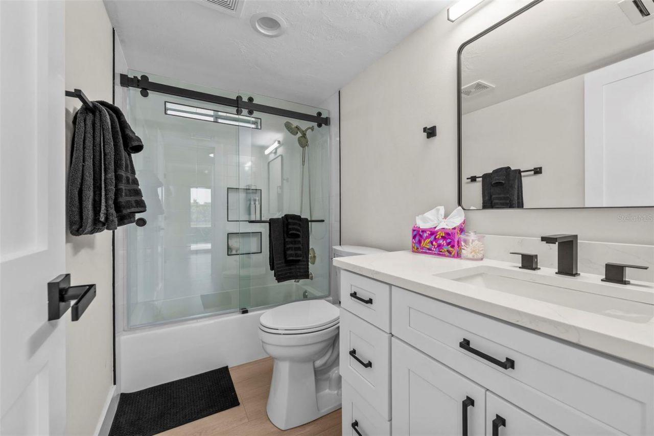 4540 Gulf Of Mexico Drive , Unit 204, Longboat Key, FL 34228 Photo