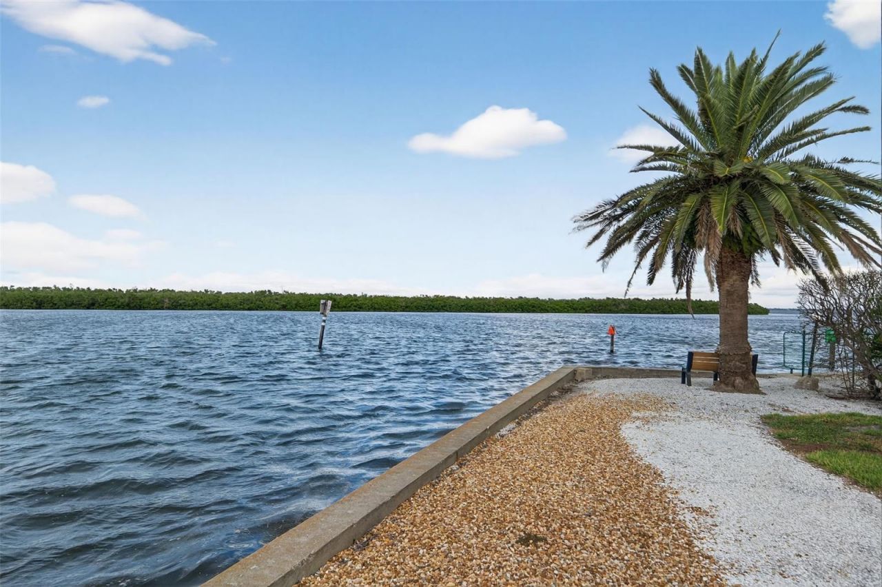 4540 Gulf Of Mexico Drive , Unit 204, Longboat Key, FL 34228 Photo