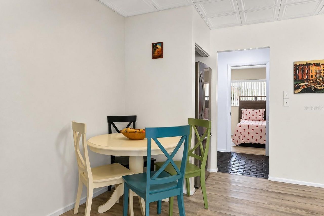 3523 Longmeadow, Unit 12, Sarasota, FL 34235 Photo