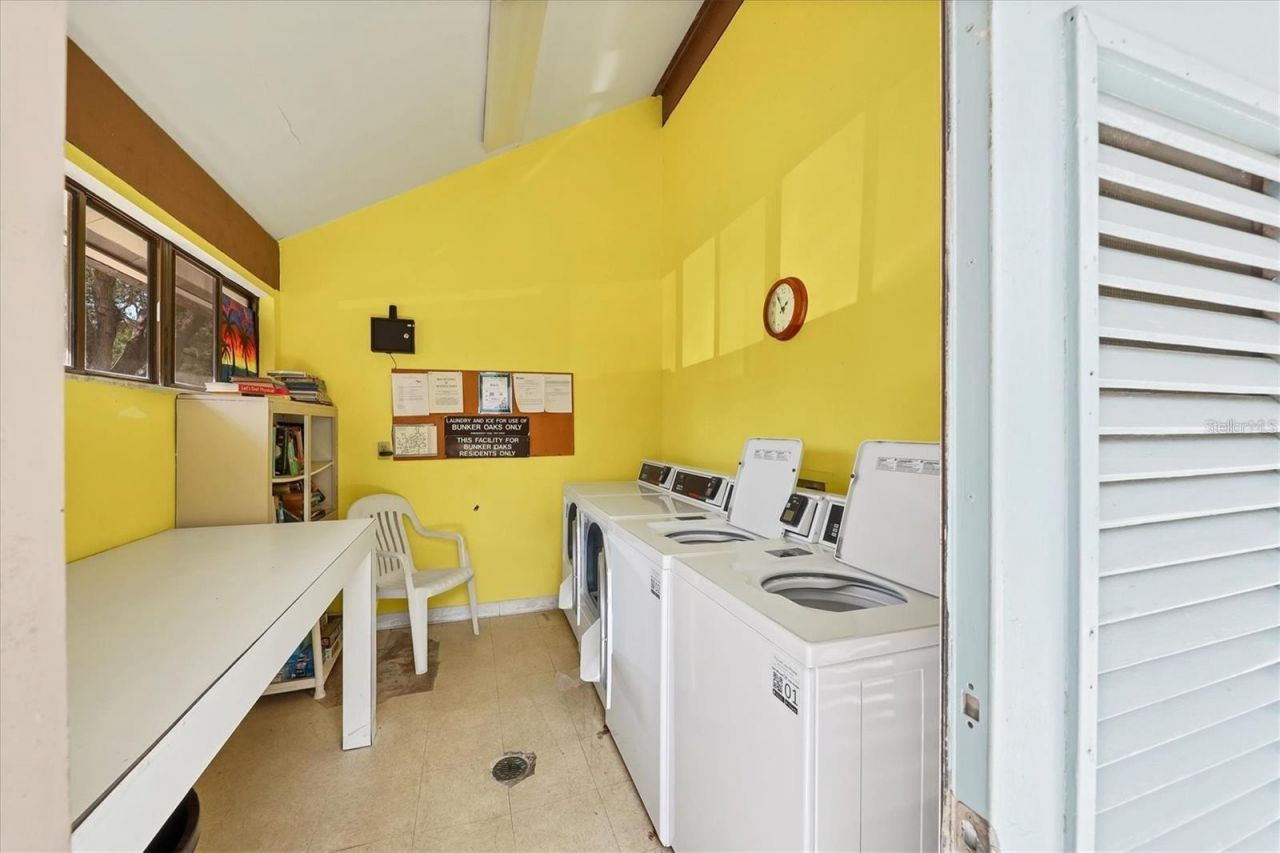 3523 Longmeadow, Unit 12, Sarasota, FL 34235 Photo
