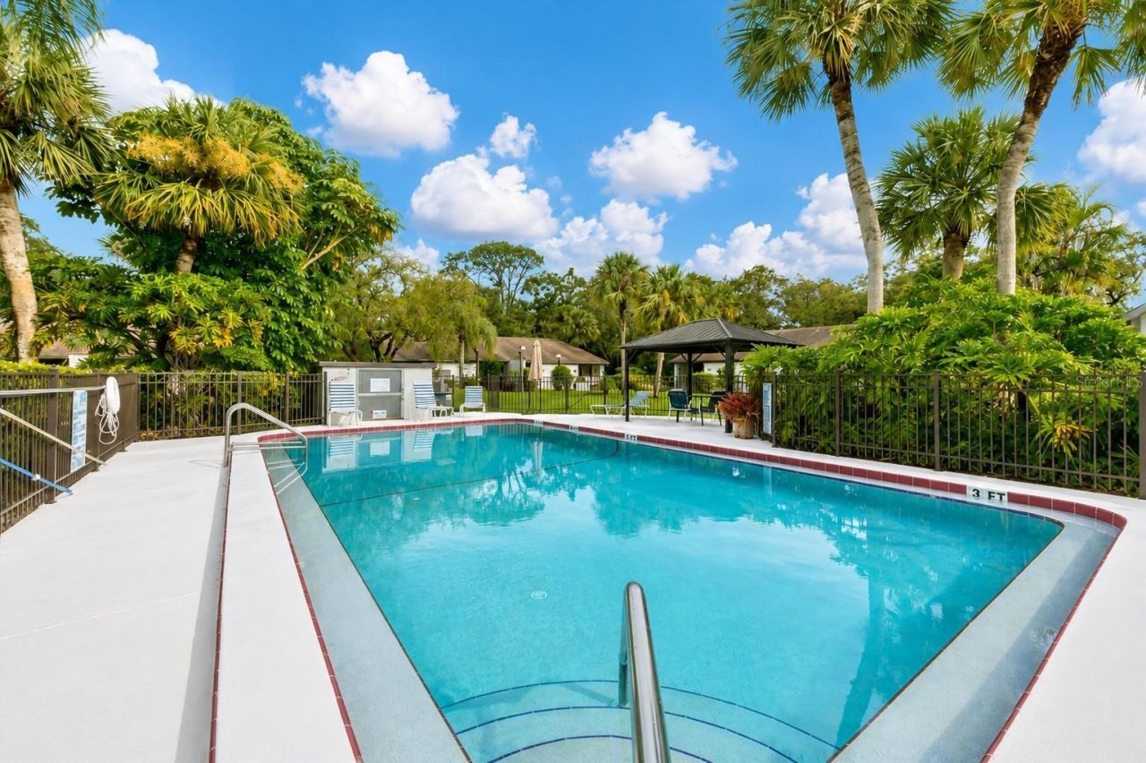 3523 Longmeadow, Unit 12, Sarasota, FL 34235 Photo