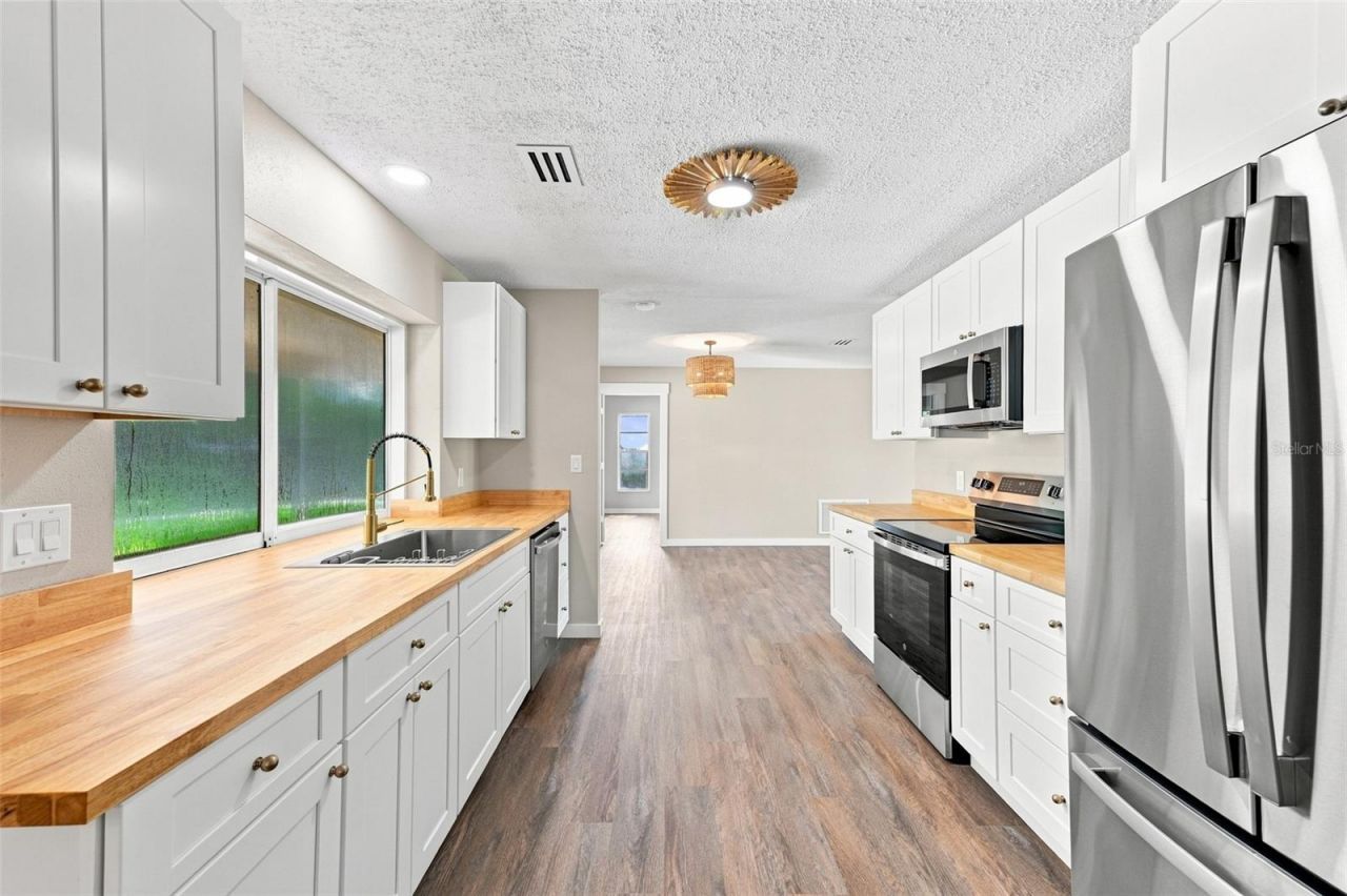 6622 Glencoe Drive , Temple Terrace, FL 33617 Photo
