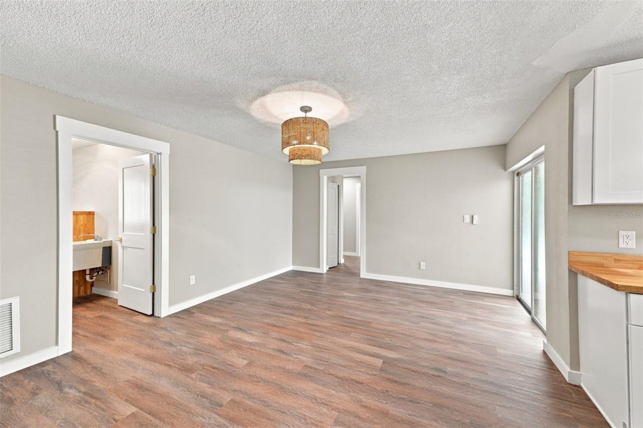 6622 Glencoe Drive , Temple Terrace, FL 33617 Photo