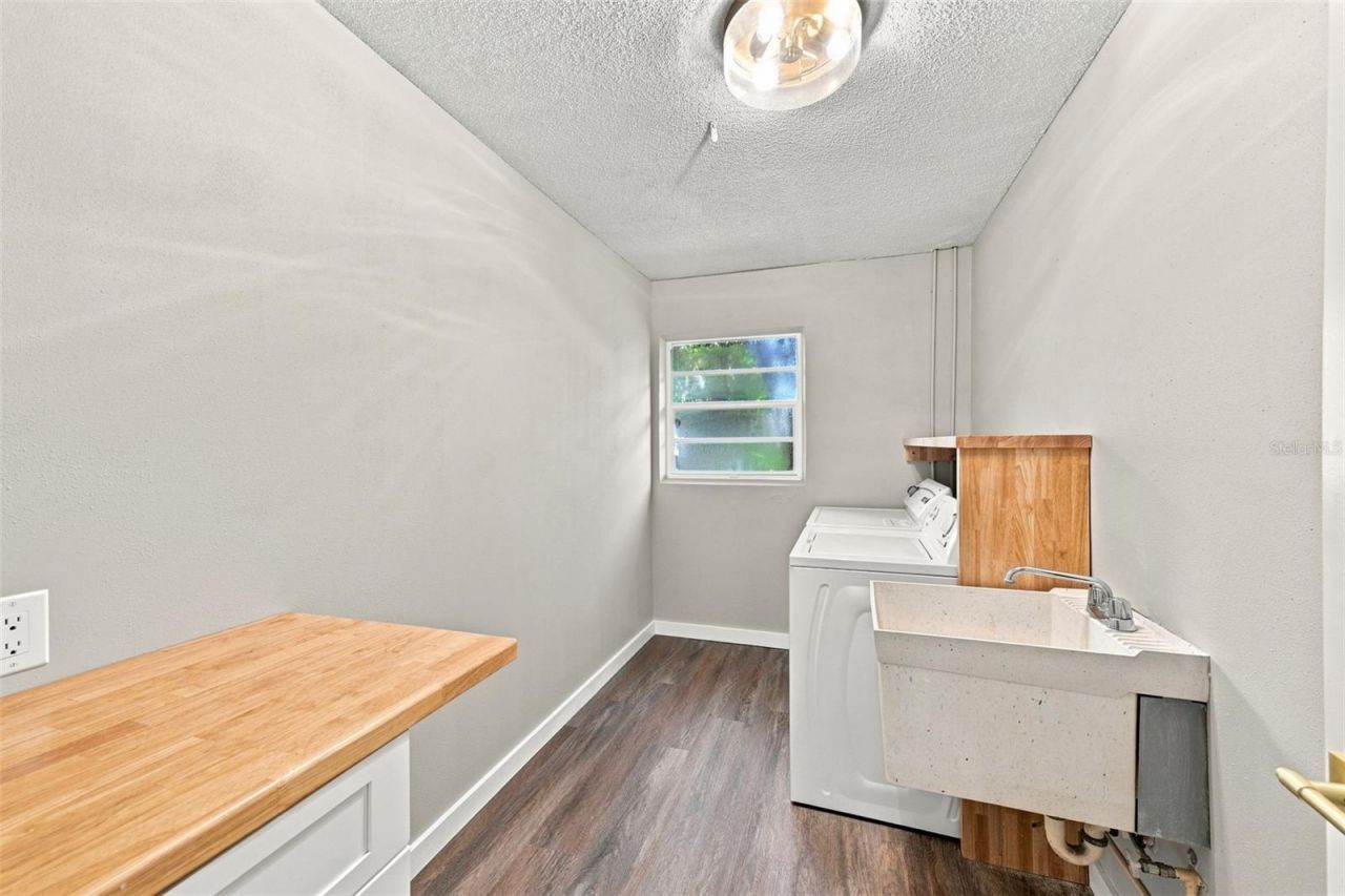 6622 Glencoe Drive , Temple Terrace, FL 33617 Photo
