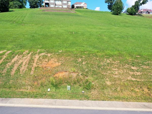 2123 Edgewater Sound, Morristown, TN 37814