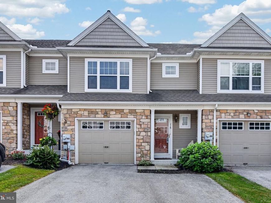 118 Red Maple Lane , Mountville, PA 17554 Main Photo
