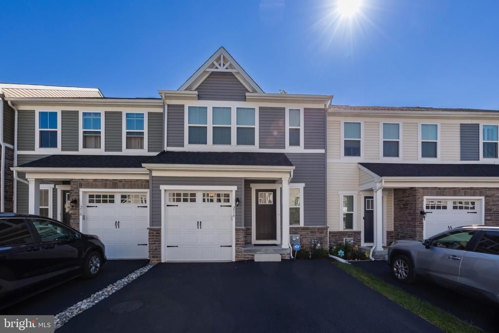 216 HIBISCUS WAY, DOWNINGTOWN, PA 19335