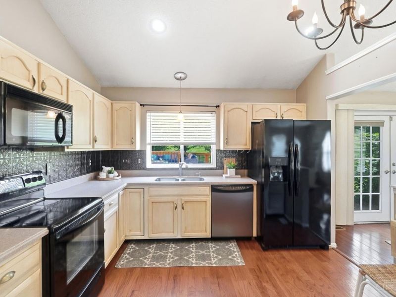 116 Eagleview Way, Reading, OH 45215 Photo 14