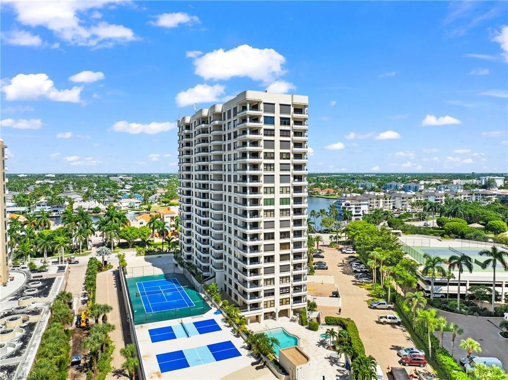 4451 Gulf Shore Blvd N, Unit 1401, Naples, FL 34103 Photo