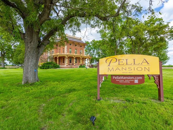 1261 185th Street, Pella, IA 50219