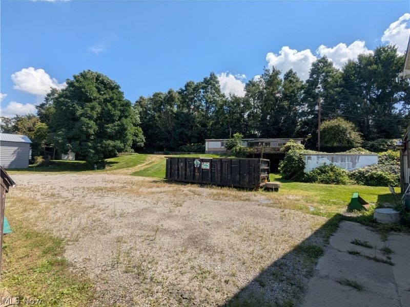 317 E Church Street, Barnesville, OH 43713 Photo 10