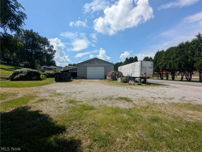317 E Church Street, Barnesville, OH 43713 Photo 11