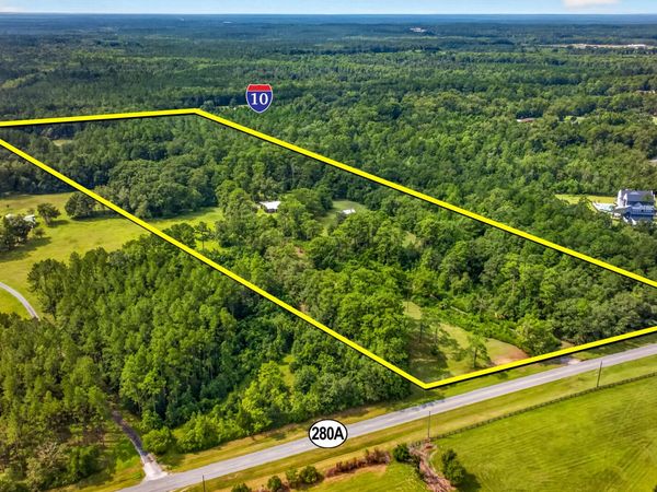 1694 Co Hwy 280A, DeFuniak Springs, FL 32435