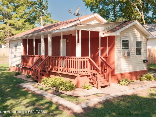 2112 Clifton Avenue, Lansing, MI 48910