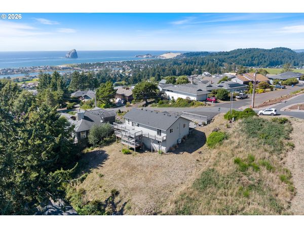 7375 E SUMMIT RD, Pacific City, OR 97135