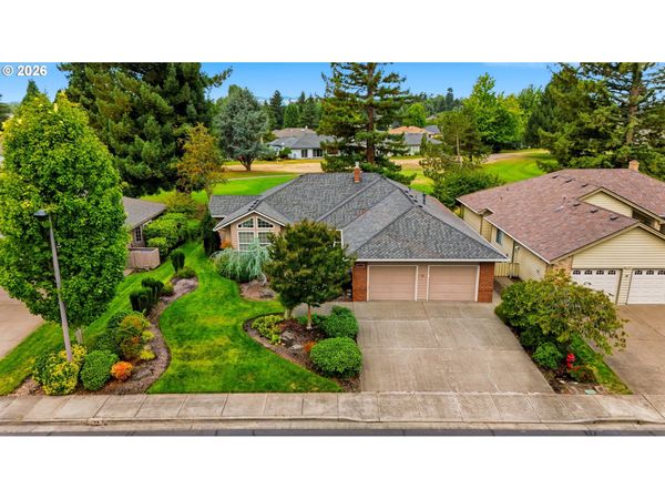 6137 HOGAN DR, Keizer, OR 97303