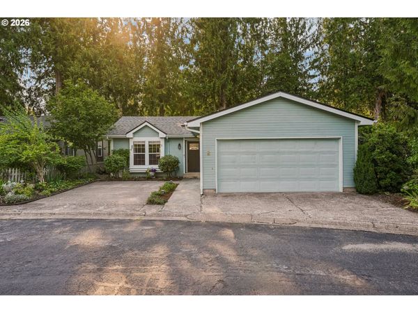 25222 E WELCHES RD, Unit 2, Welches, OR 97067