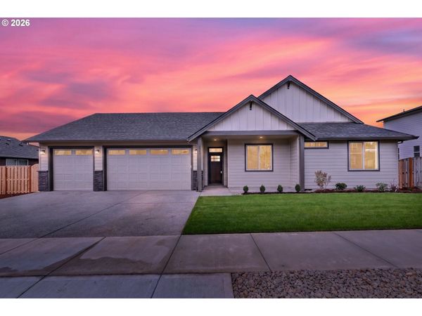 2842 NE JUSTUS AVE, Unit 29, Estacada, OR 97023